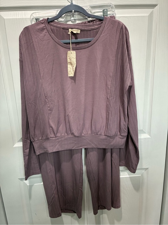 Mystree Other - Mystree Ribbed Two-Piece Lounge Set in Dusty Lavender